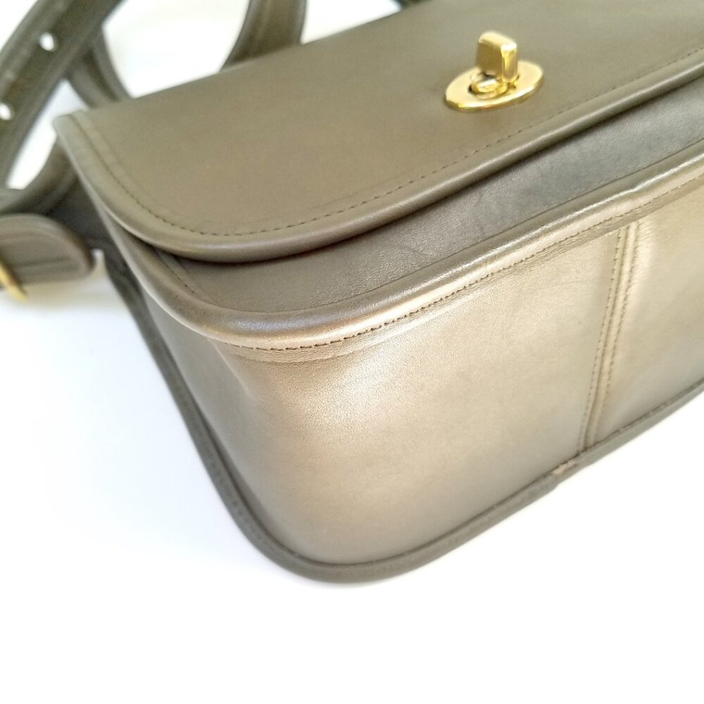 Vintage Coach Legacy Small Flap Bag Olive Green #9965 - Picture 6 of 12